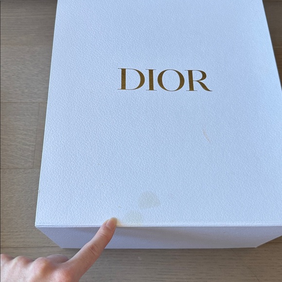 Dior Large White Box - Picture 3 of 15